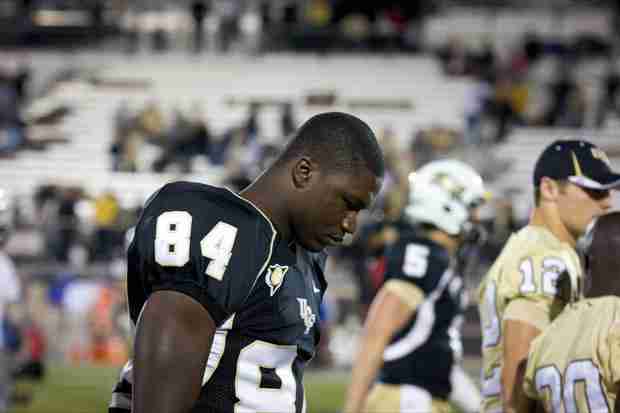 UCF tight end Justin Tukes hangs his head during the Knights loss to Tulsa.