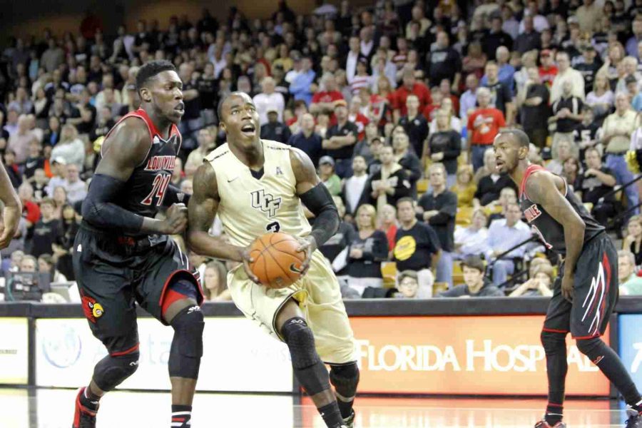 UCFs Isaiah Sykes led the Knights with 19 points and 9 rebounds in their loss to defending champion Louisville.