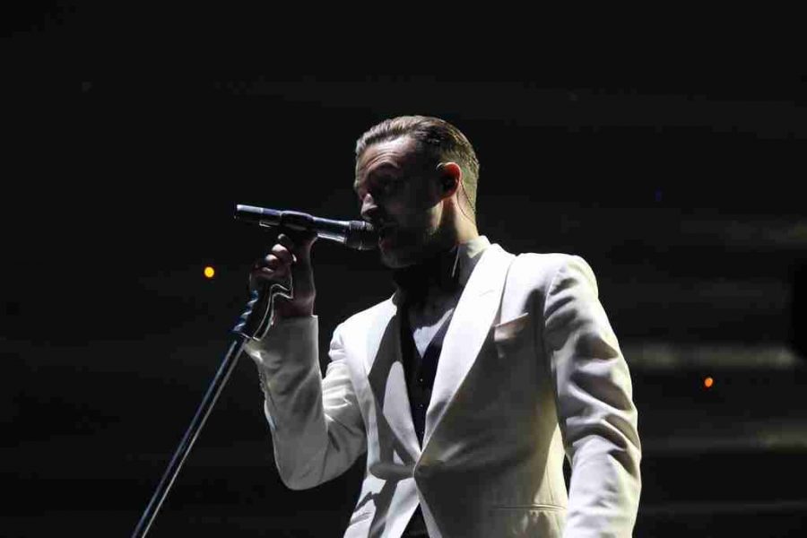 Justin Timberlake performs at the 20/20 Experience World Tour at the Amway Center in Orlando, Fla. on Thursday, Dec. 19, 2013. (Ty Wright / Valencia Voice)