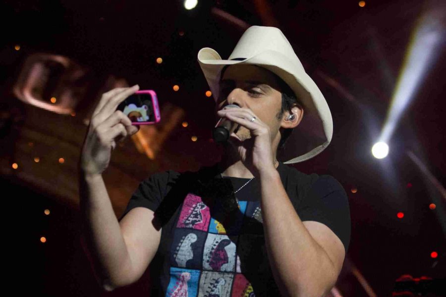 Brad Paisley performs at the Beat This Winter tour at the Amway Center in Orlando, Fla. on Saturday, Jan. 25, 2014.  (Ty Wright / Valencia Voice)