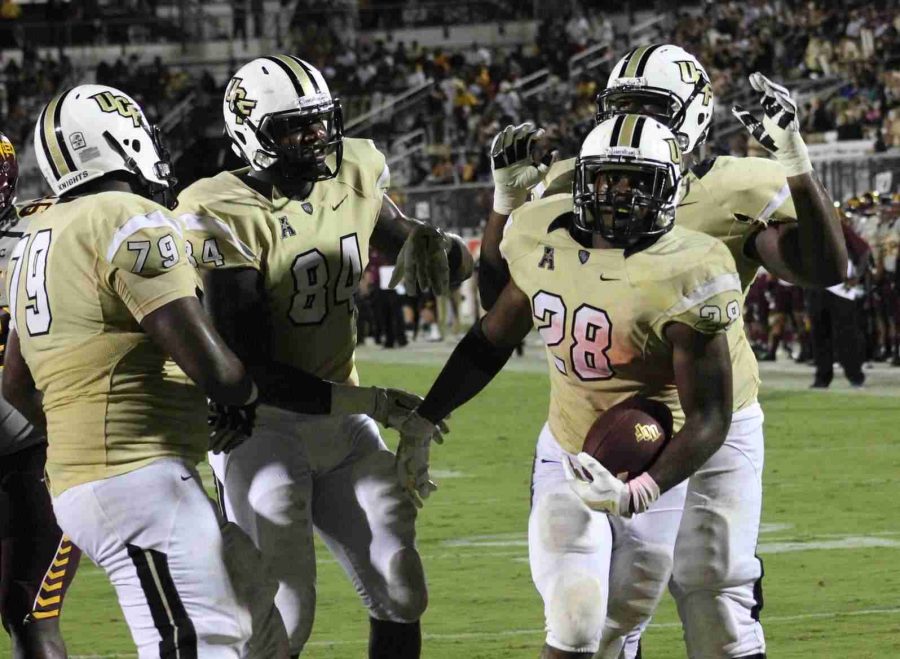 William+Stanback+rushed+for+105+yards+and+two+touchdowns+in+the+Knights+41-7+win+over+Bethune-Cookman.