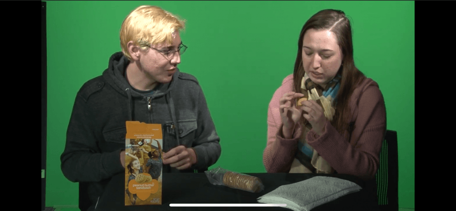 Valencia Voice Staff Tries Girl Scout Cookies