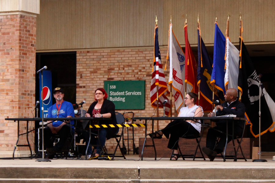 Panelists provide their own feedback on the Veterans Voices event reading on November 9. 